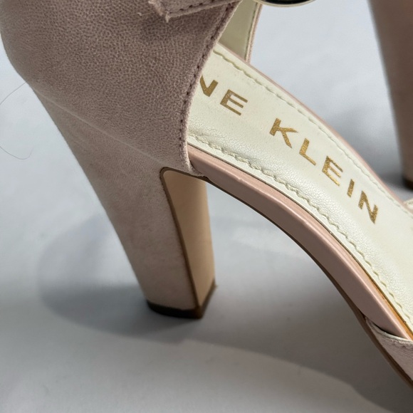 Anne Klein Akhenrika Blush Peep Toe Heels Size 8 - Picture 5 of 16